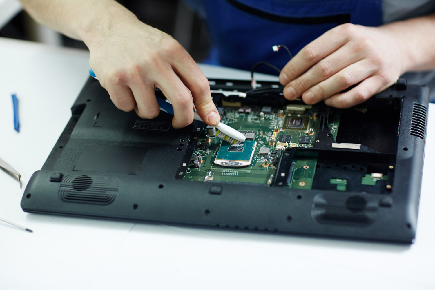 Comprehensive Laptop Screen Repair | Experienced Computer Technicians | Joondalup